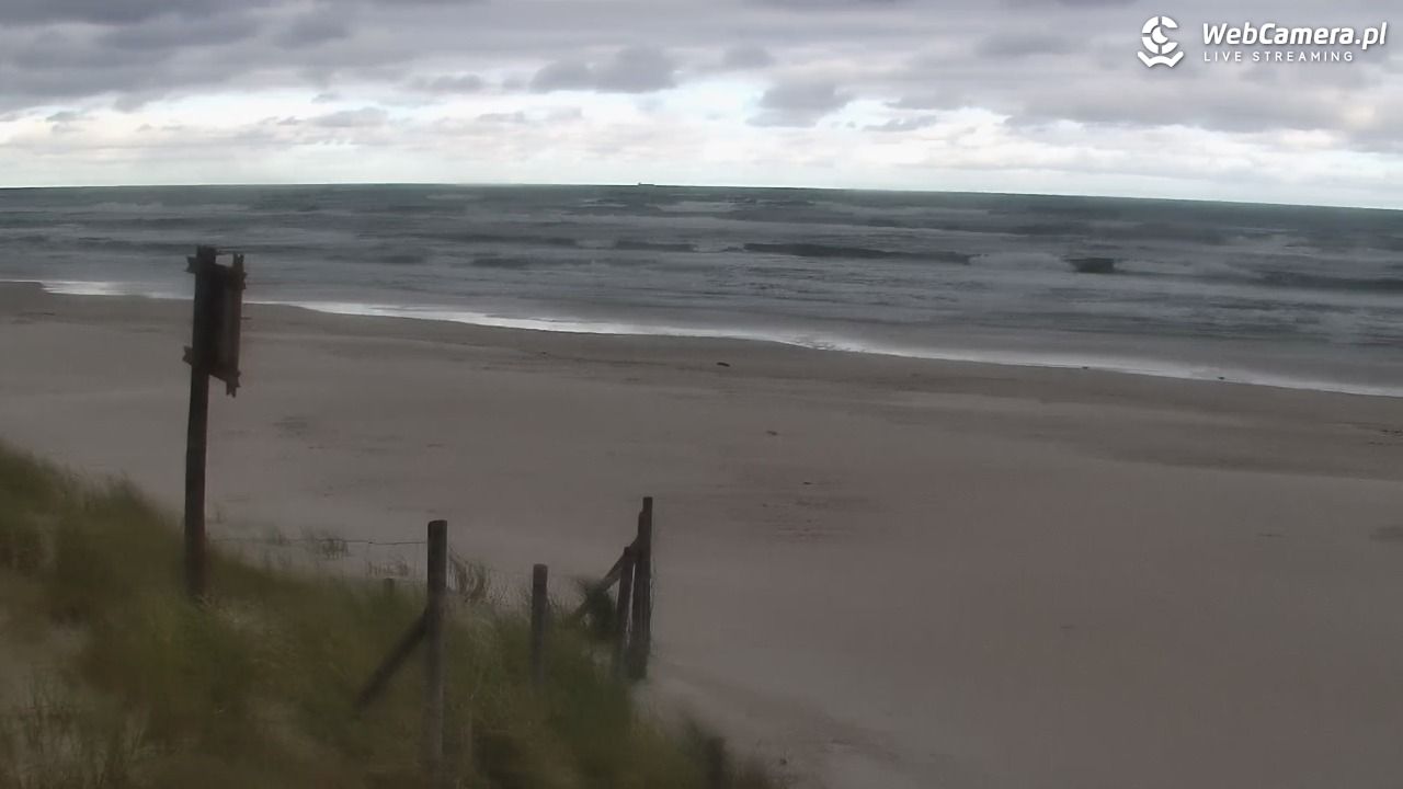 DĘBKI - widok na plażę - 18 październik 2026, 08:05