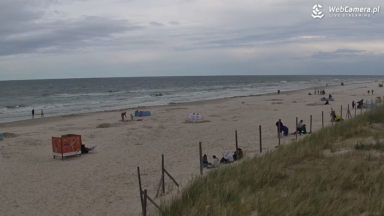 DĘBKI - widok na plażę - 22 lipiec 2026, 17:06