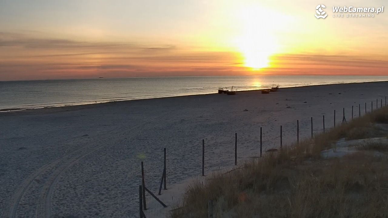 DĘBKI - widok na plażę - 28 kwiecień 2025, 05:32
