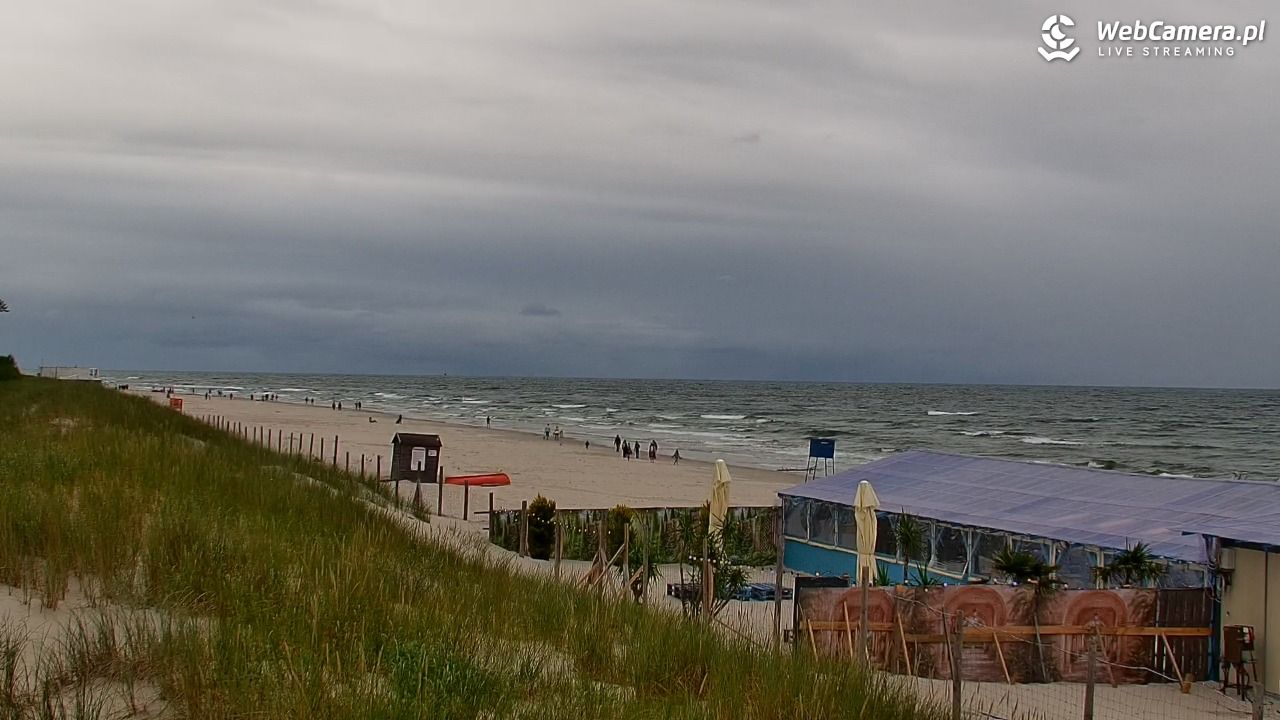 DĘBKI - widok na plażę - 22 lipiec 2026, 18:29