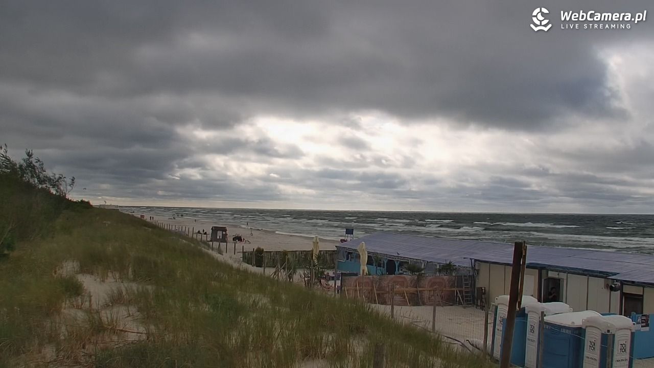 DĘBKI - widok na plażę - 23 lipiec 2026, 17:13