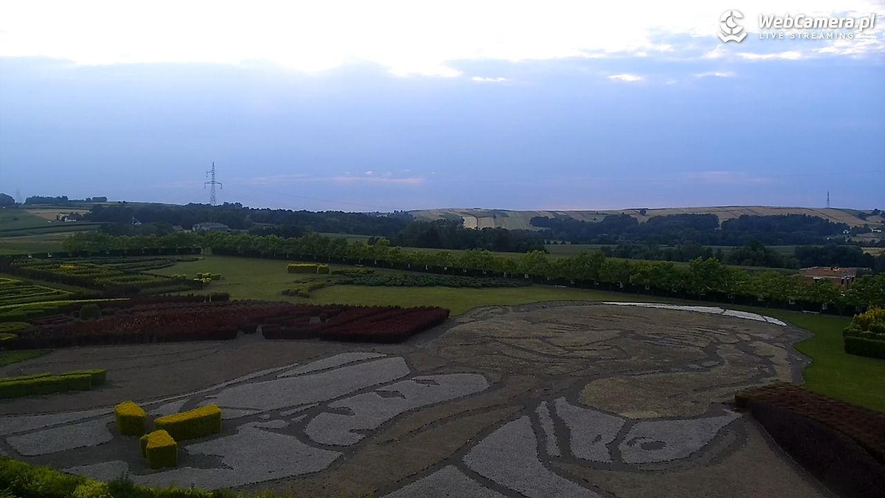 DINOLANDIA - widok na Park Rozrywki w Inwałdzie - 06 sierpień 2026, 19:19