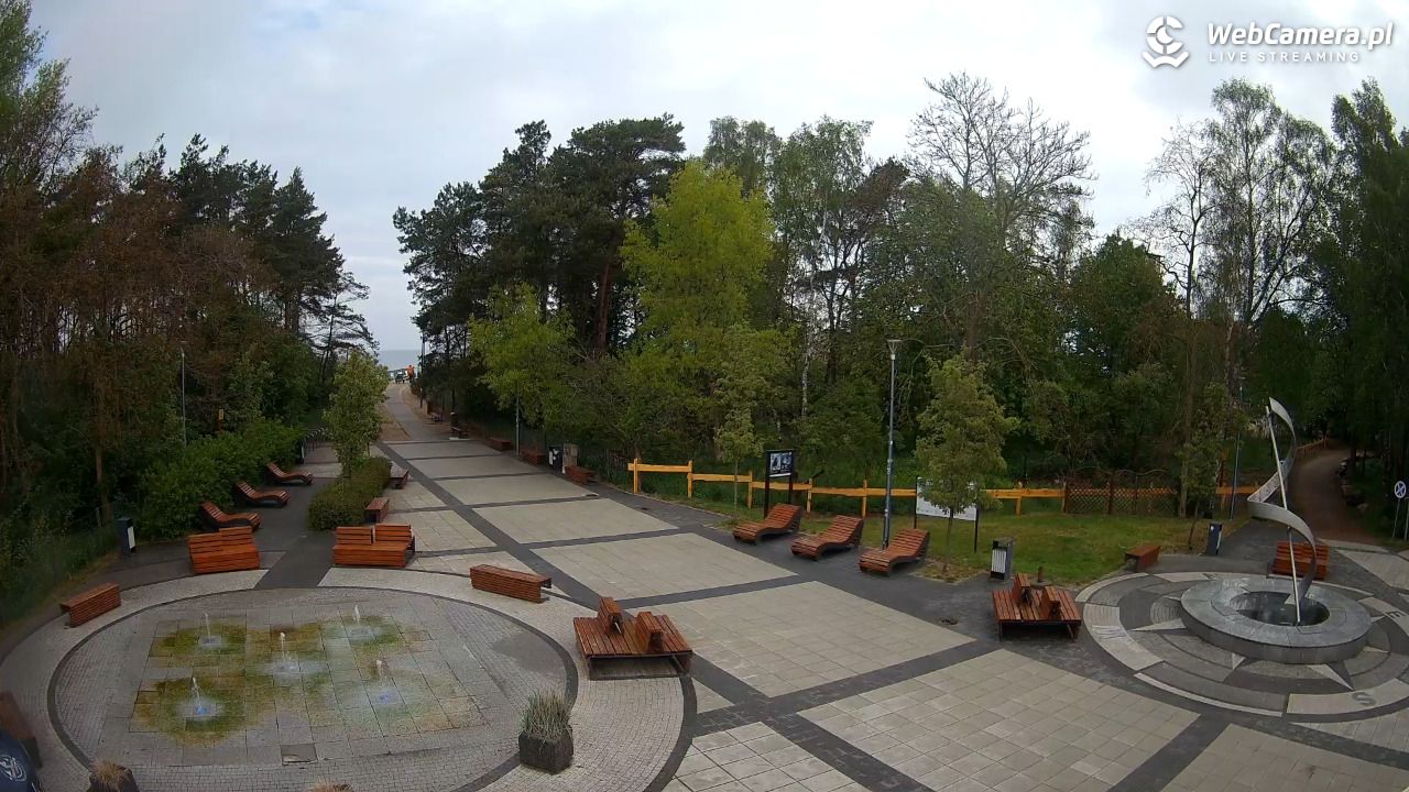 Dziwnówek - widok na deptak - 14 maj 2026, 09:00