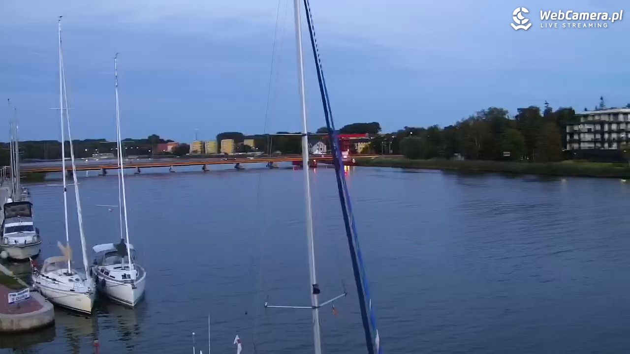 Dziwnów - widok na Marinę - 18 sierpień 2026, 20:43