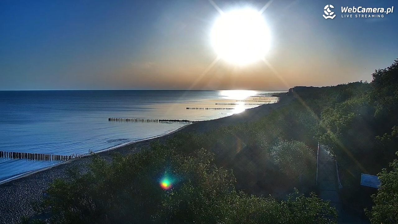 DZIWNÓW  - widok na plażę - 27 czerwiec 2026, 05:42