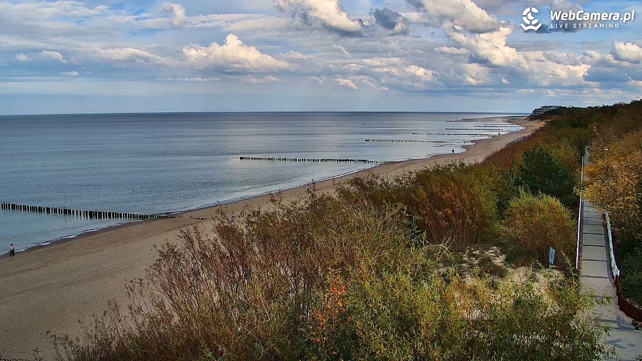 DZIWNÓW  - widok na plażę - 07 październik 2026, 12:47