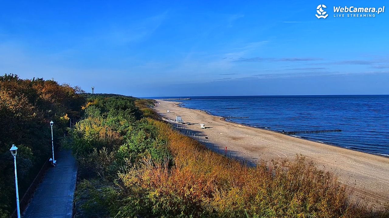 DZIWNÓW  - widok na plażę - 04 październik 2026, 07:44
