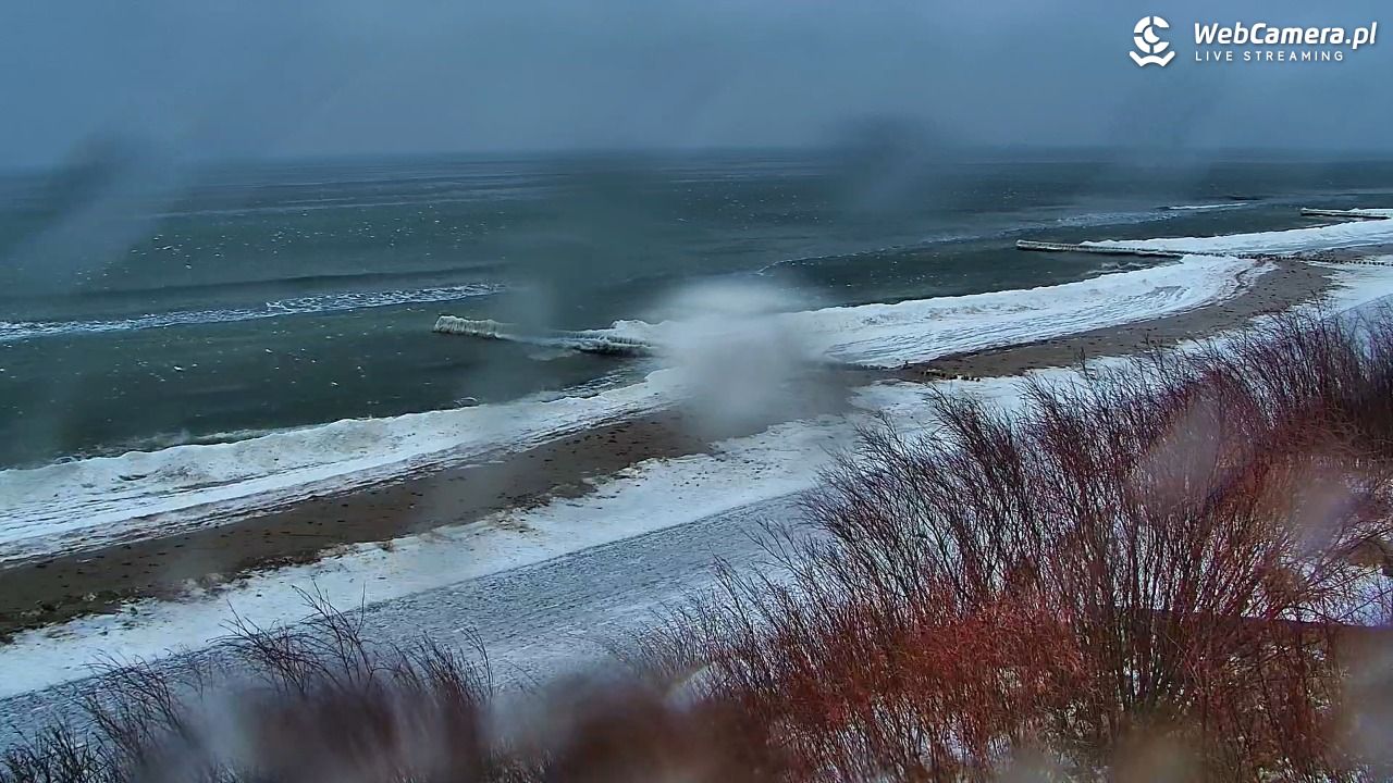 DZIWNÓW  - widok na plażę - 05 luty 2026, 16:32
