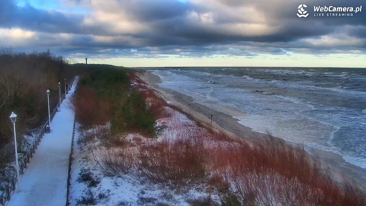 DZIWNÓW  - widok na plażę - 11 styczeń 2026, 10:50