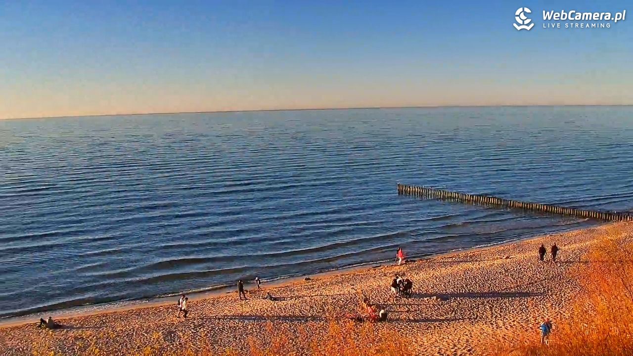DZIWNÓW  - widok na plażę - 01 maj 2026, 19:32
