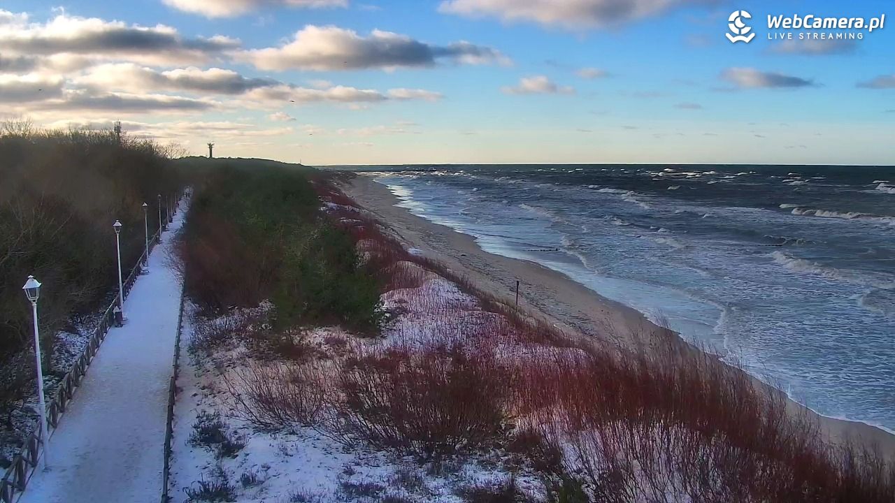 DZIWNÓW  - widok na plażę - 11 styczeń 2026, 13:54