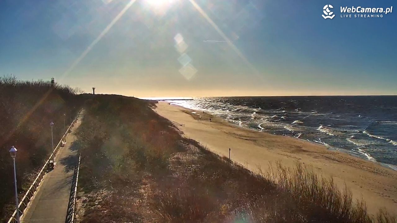 DZIWNÓW  - widok na plażę - 09 kwiecień 2026, 17:47