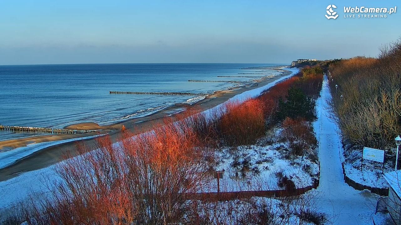 DZIWNÓW  - widok na plażę - 08 styczeń 2026, 13:43