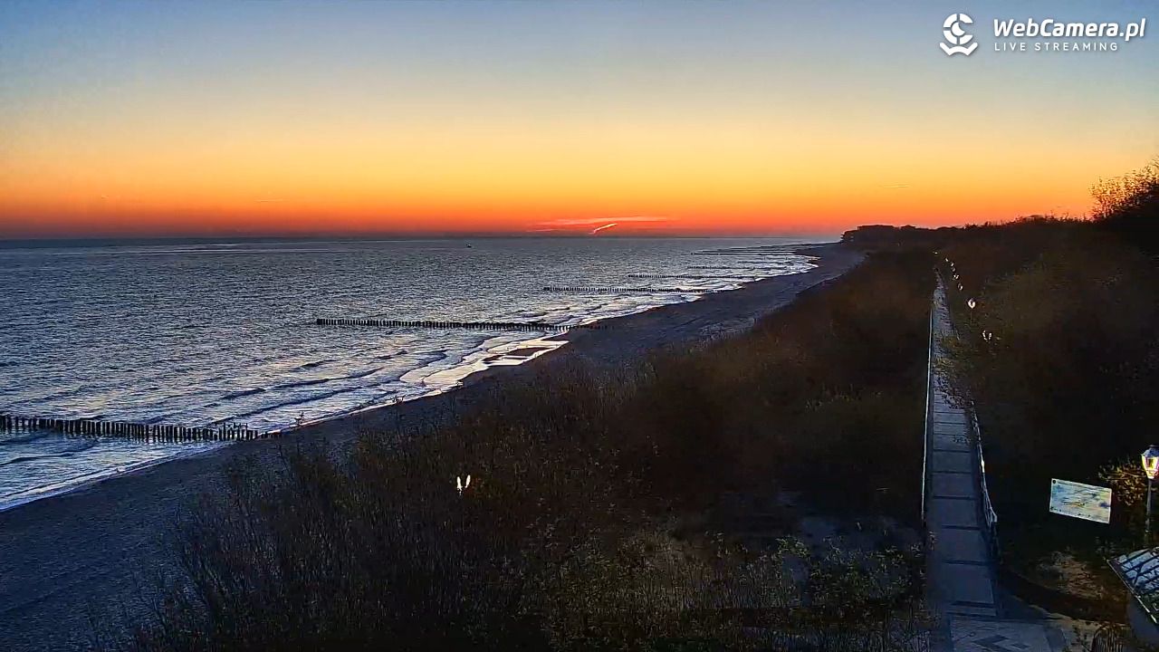DZIWNÓW  - widok na plażę - 01 maj 2026, 05:01