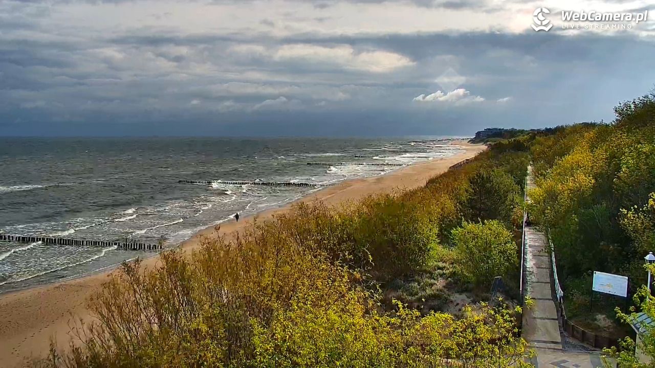DZIWNÓW  - widok na plażę - 13 maj 2026, 08:15