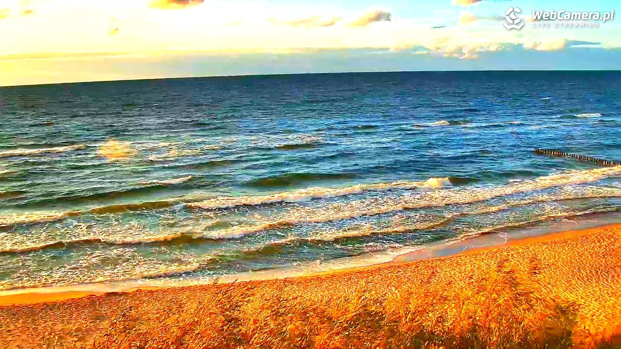 DZIWNÓW  - widok na plażę - 07 sierpień 2026, 20:08