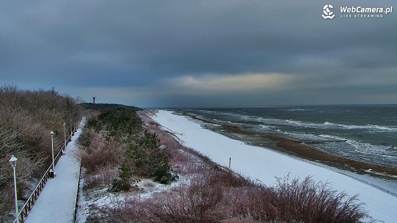DZIWNÓW  - widok na plażę - 29 styczeń 2026, 10:45