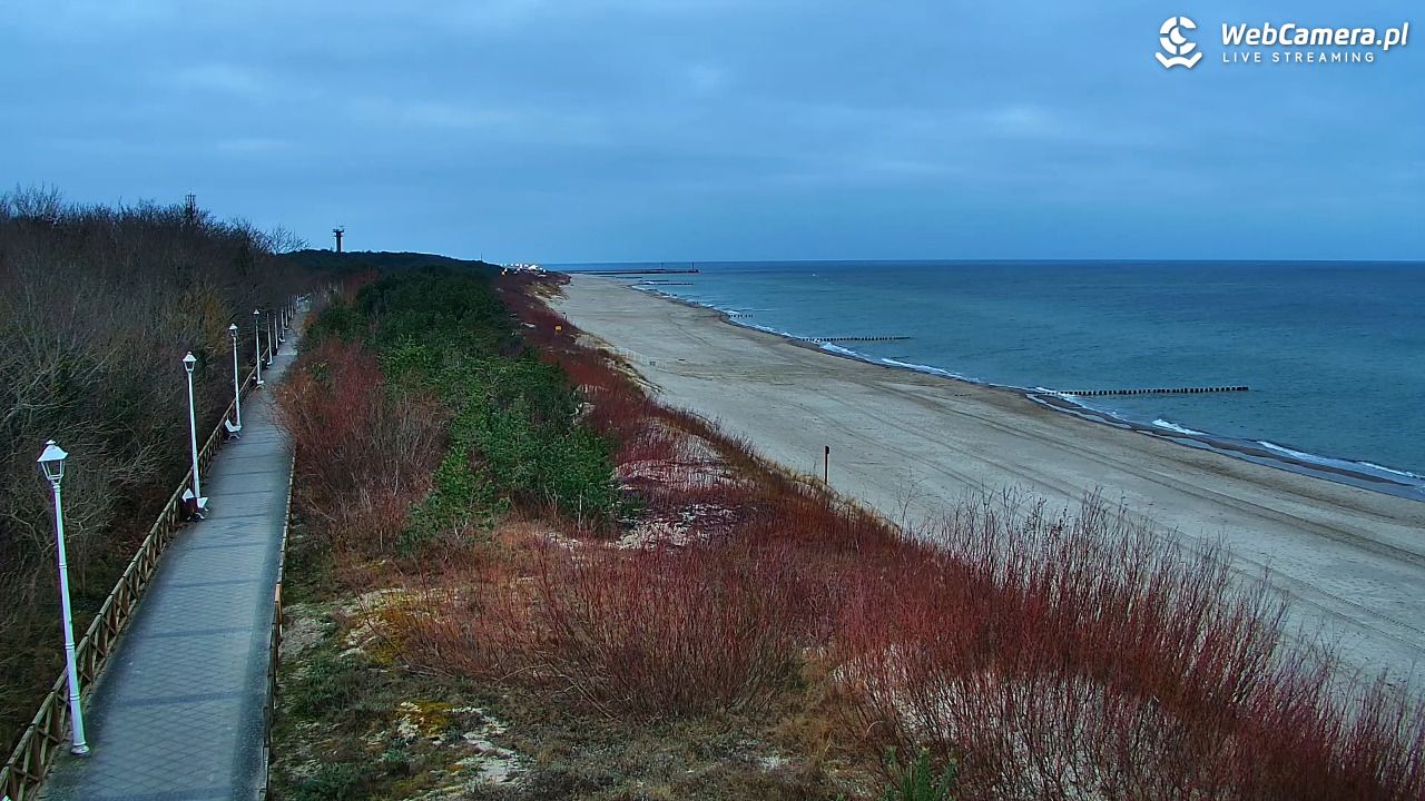 DZIWNÓW  - widok na plażę - 22 grudzień 2025, 08:10