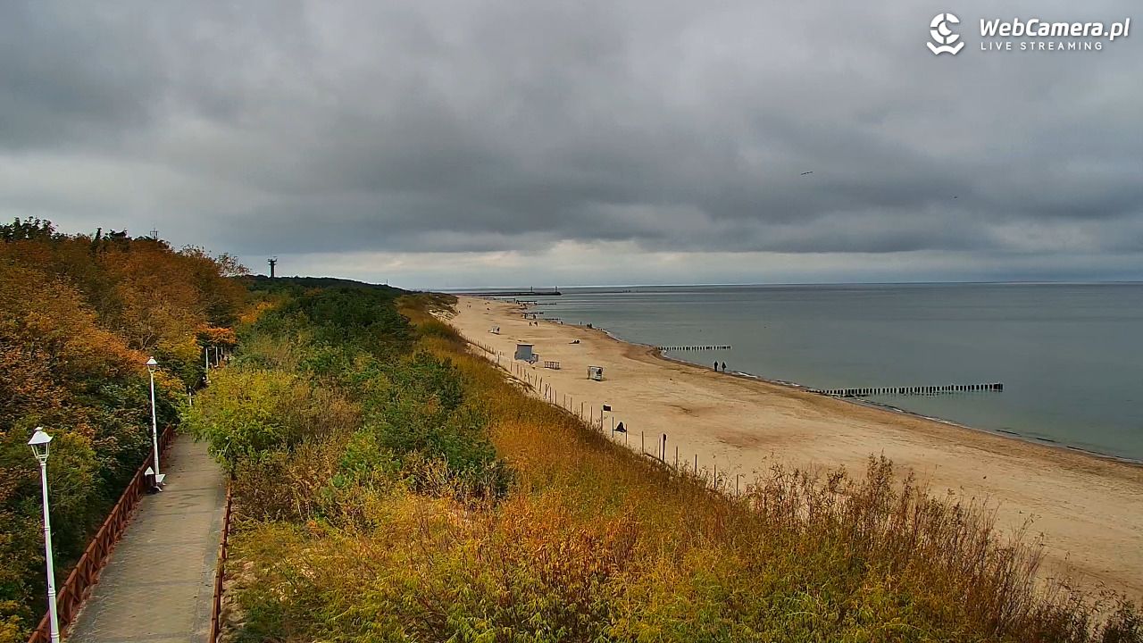 DZIWNÓW  - widok na plażę - 03 październik 2026, 13:40