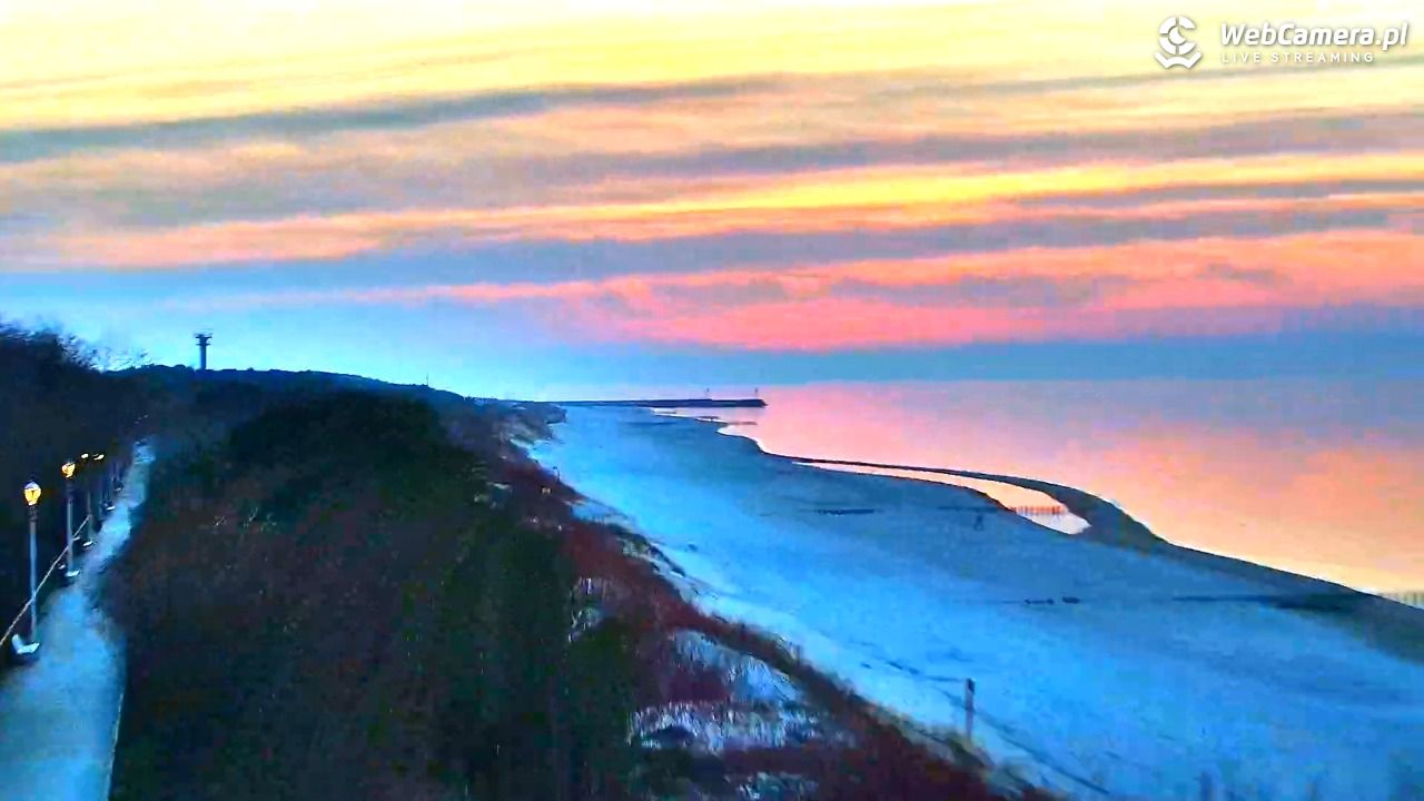 DZIWNÓW  - widok na plażę - 09 marzec 2026, 17:55