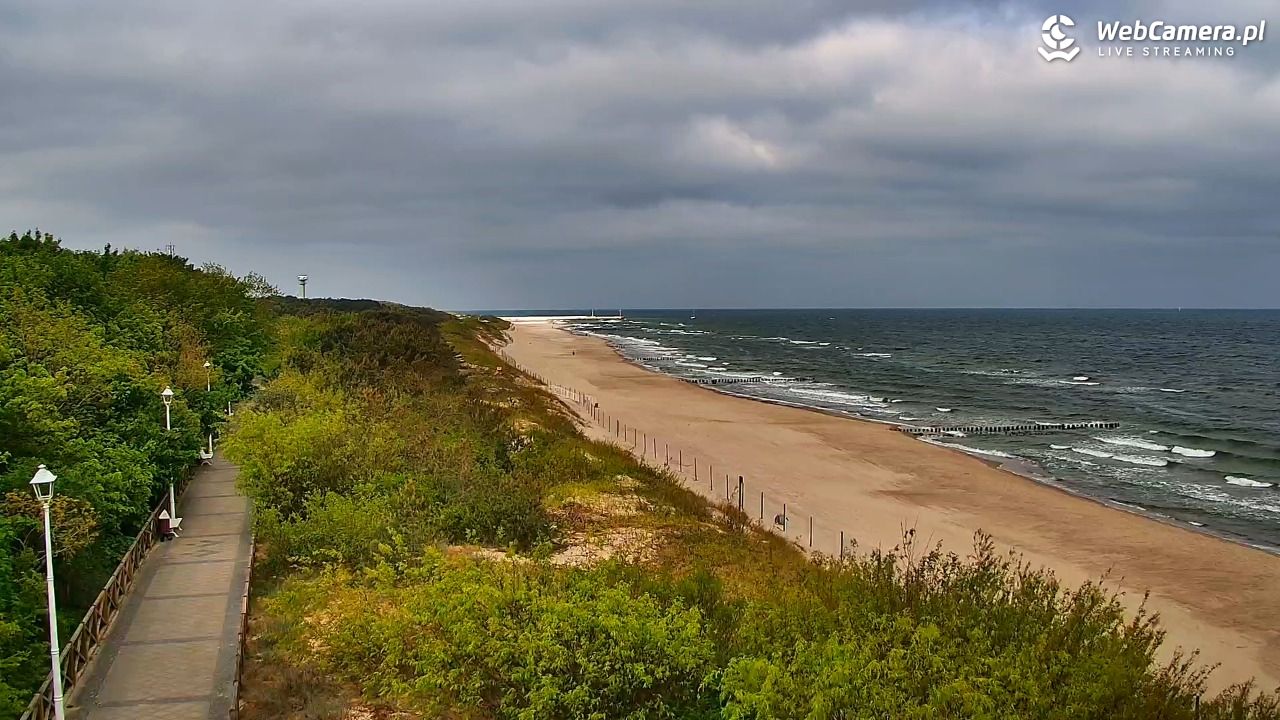 DZIWNÓW  - widok na plażę - 21 maj 2025, 08:44