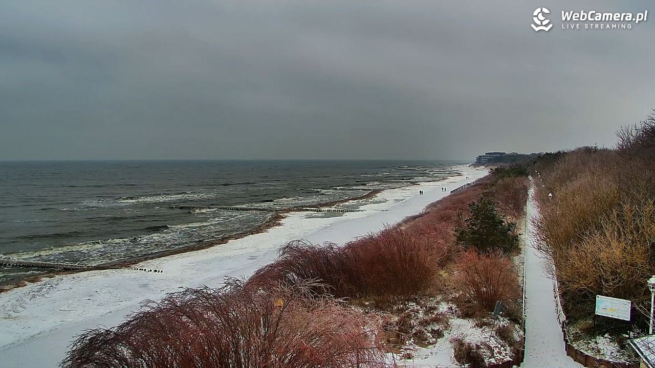 DZIWNÓW  - widok na plażę - 26 styczeń 2026, 14:47