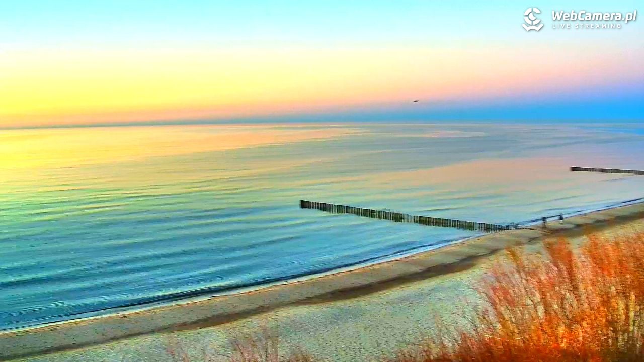 DZIWNÓW  - widok na plażę - 01 kwiecień 2026, 19:45
