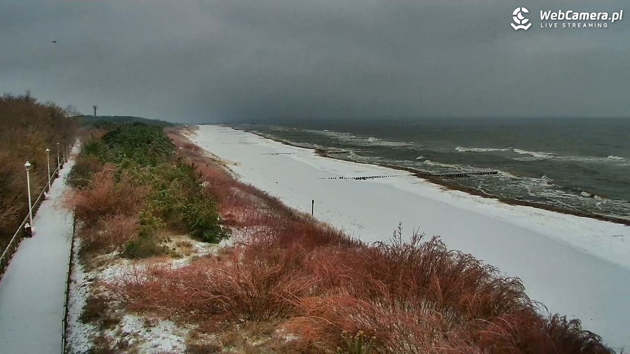 DZIWNÓW  - widok na plażę - 26 styczeń 2026, 13:18