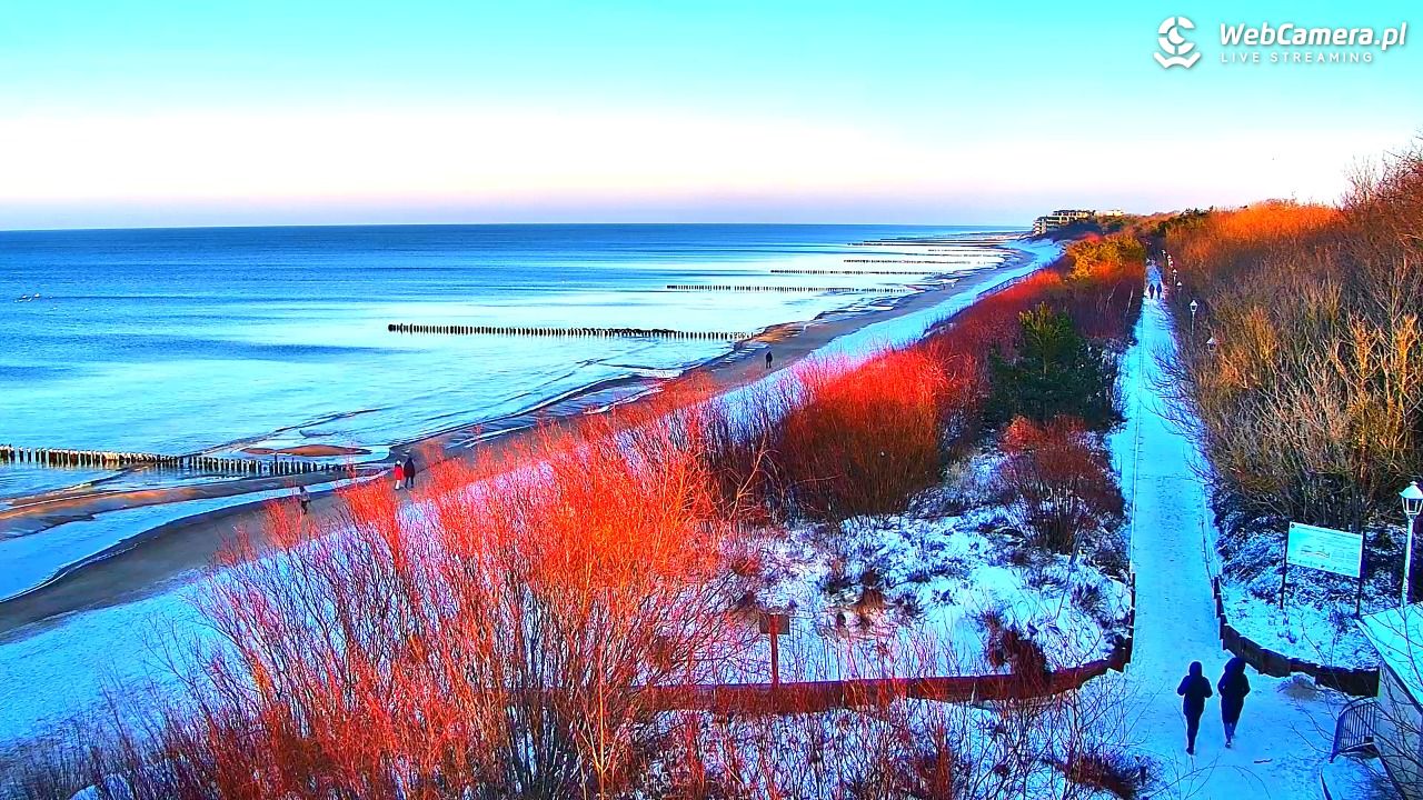 DZIWNÓW  - widok na plażę - 07 styczeń 2026, 13:55