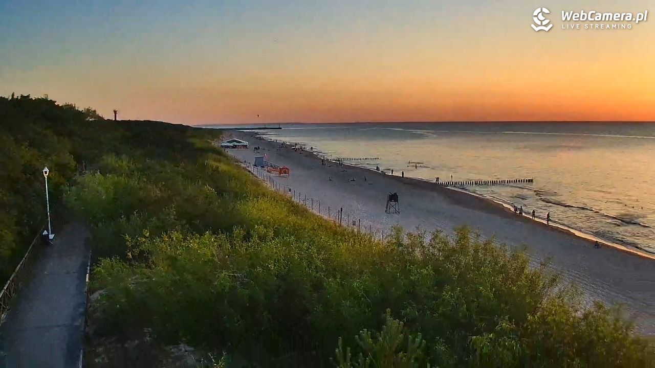 DZIWNÓW  - widok na plażę - 26 czerwiec 2026, 21:24
