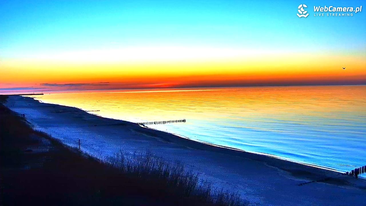 DZIWNÓW  - widok na plażę - 01 kwiecień 2026, 19:45