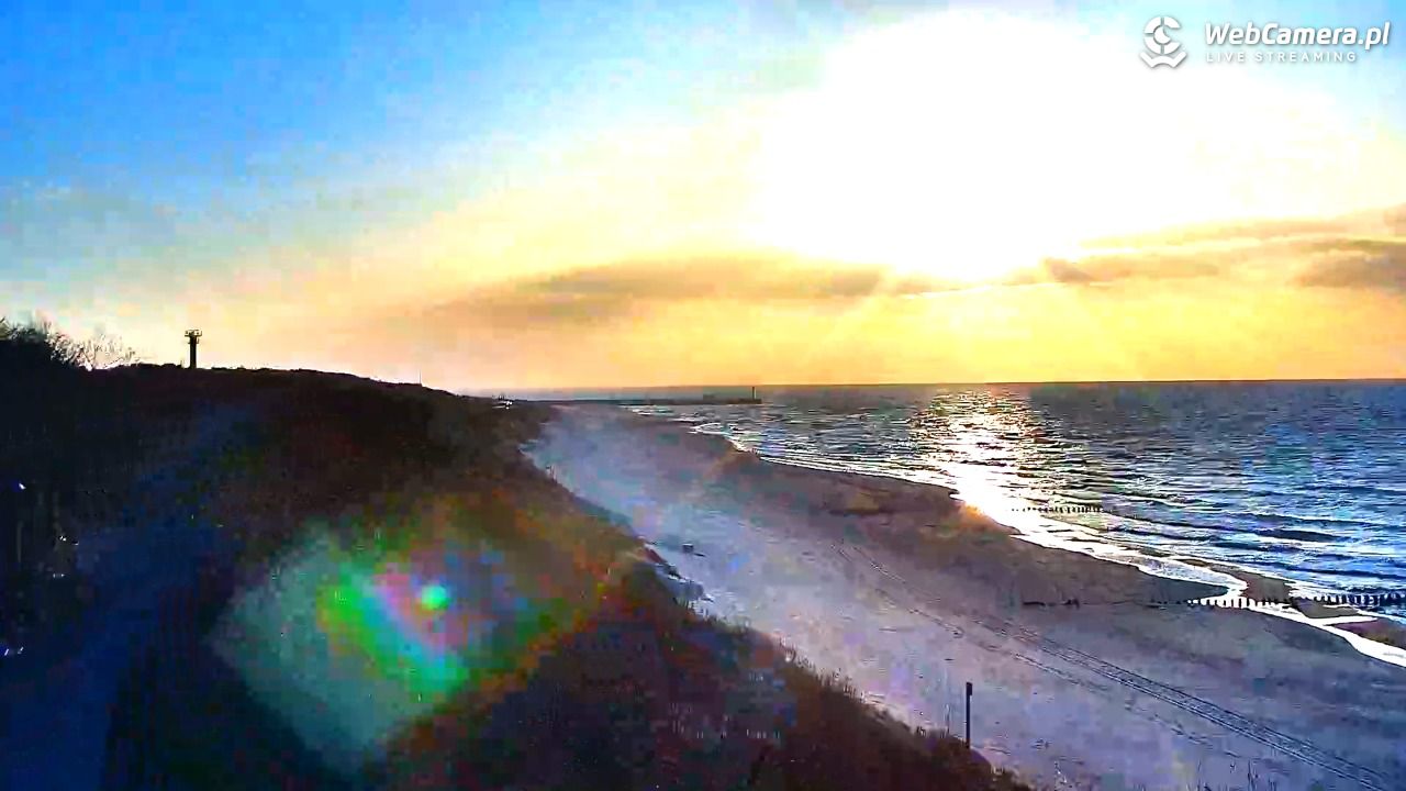 DZIWNÓW  - widok na plażę - 26 marzec 2026, 17:51