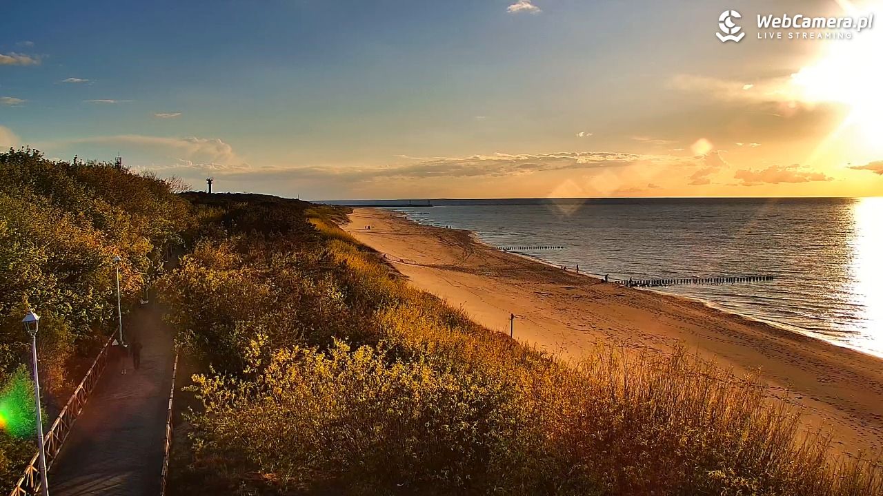 DZIWNÓW  - widok na plażę - 13 maj 2026, 19:51