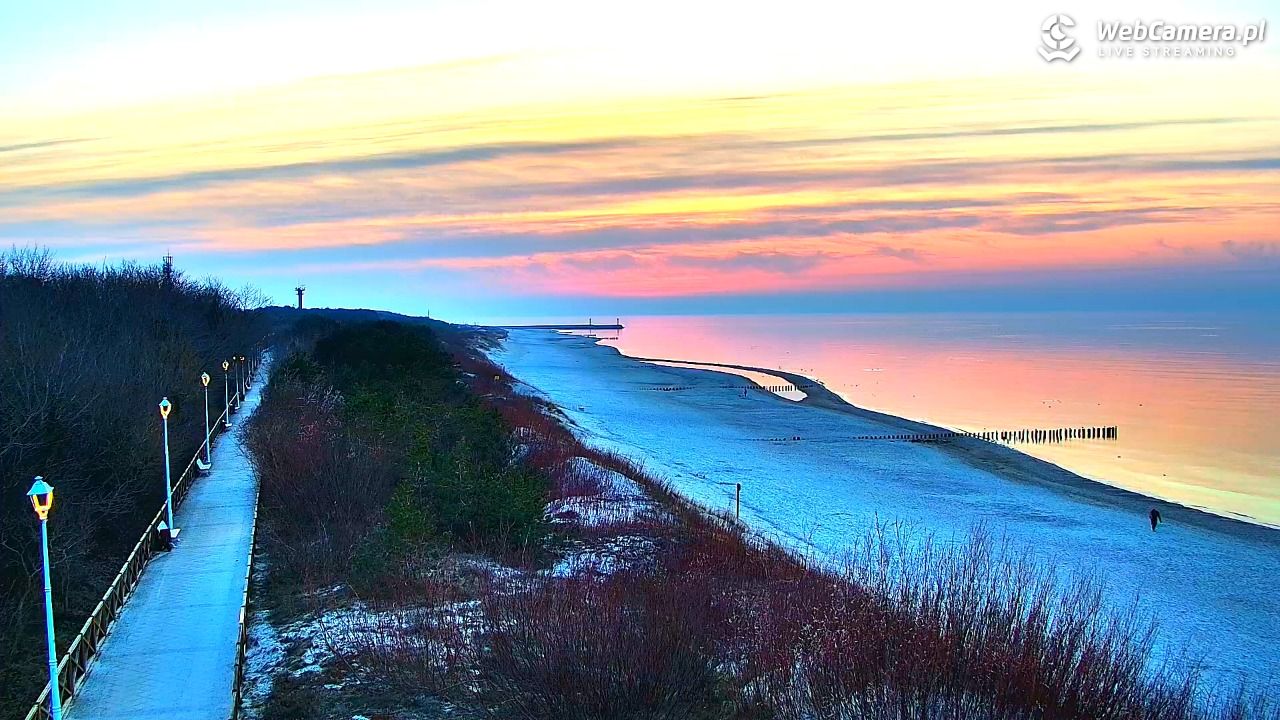 DZIWNÓW  - widok na plażę - 09 marzec 2026, 17:55