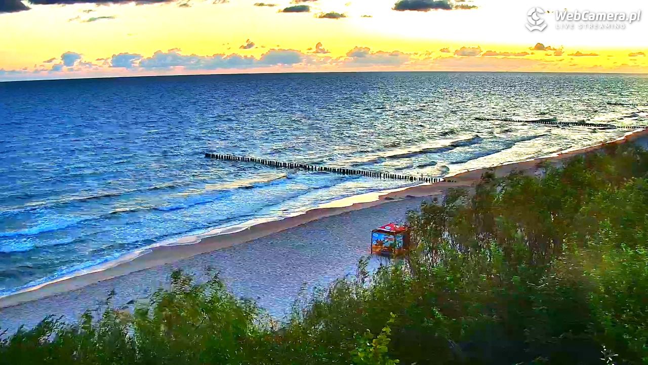 DZIWNÓW  - widok na plażę - 08 sierpień 2026, 05:09