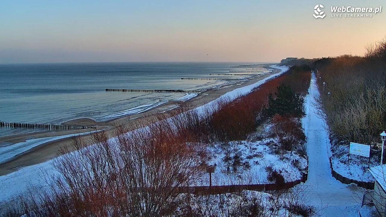 DZIWNÓW  - widok na plażę - 08 styczeń 2026, 09:29