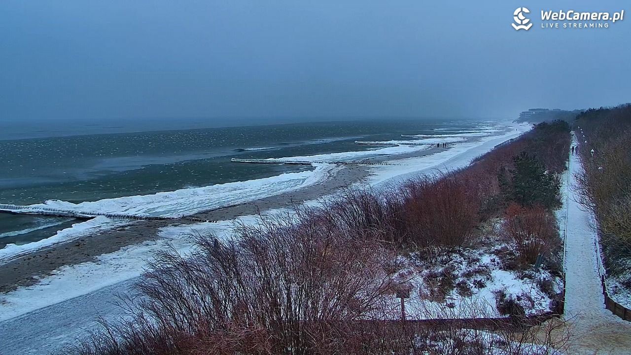 DZIWNÓW  - widok na plażę - 06 luty 2026, 16:43
