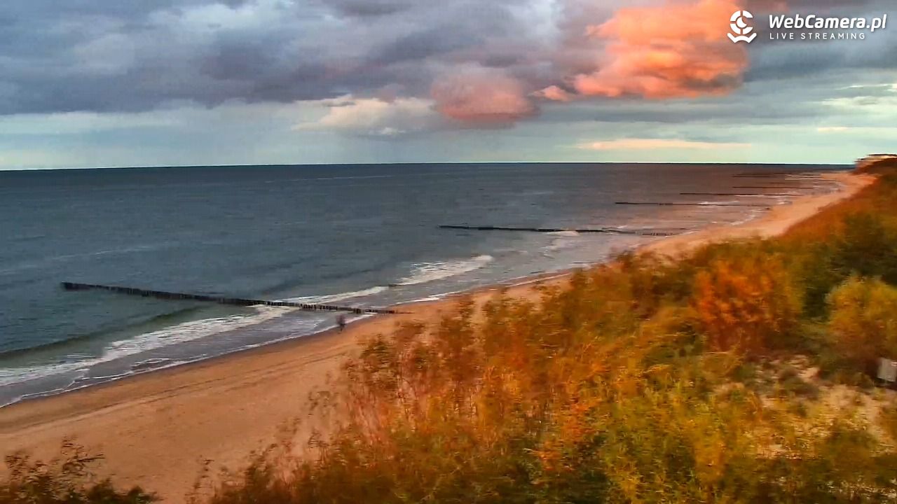 DZIWNÓW  - widok na plażę - 18 wresień 2026, 19:02