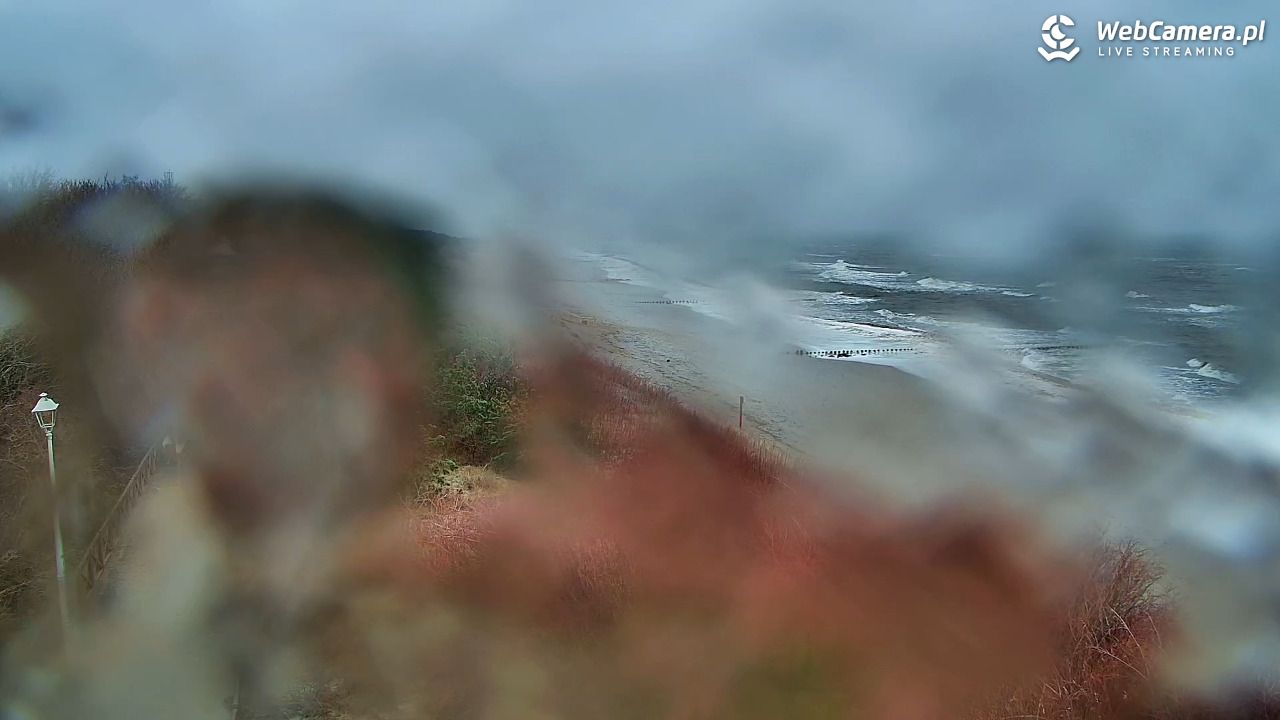DZIWNÓW  - widok na plażę - 26 styczeń 2026, 08:45