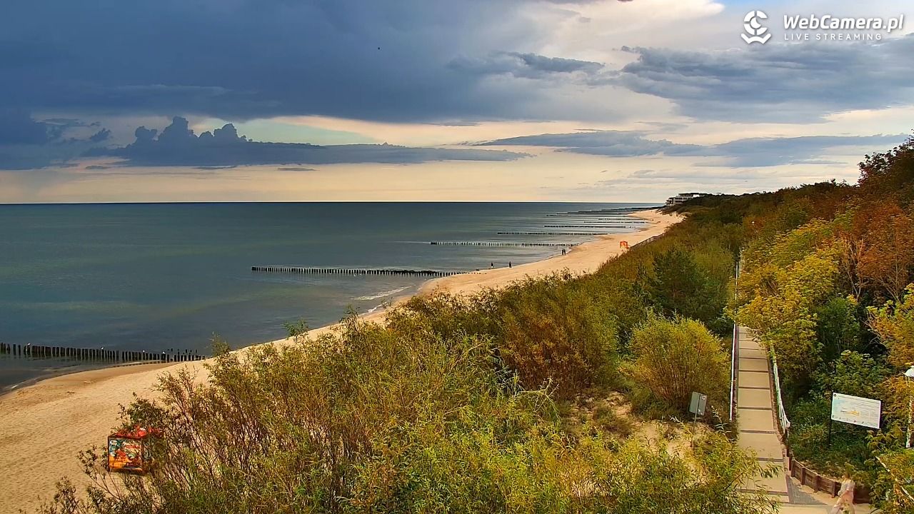 DZIWNÓW  - widok na plażę - 31 sierpień 2026, 17:34