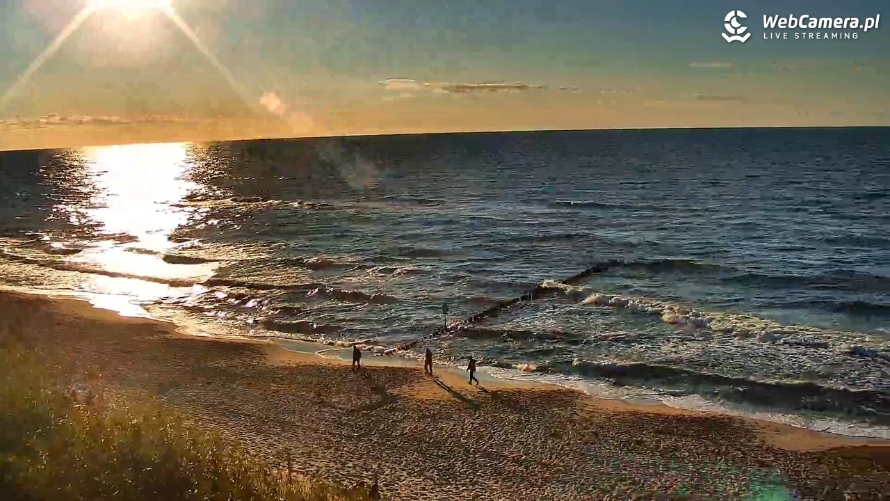 DZIWNÓW  - widok na plażę - 23 lipiec 2026, 19:48