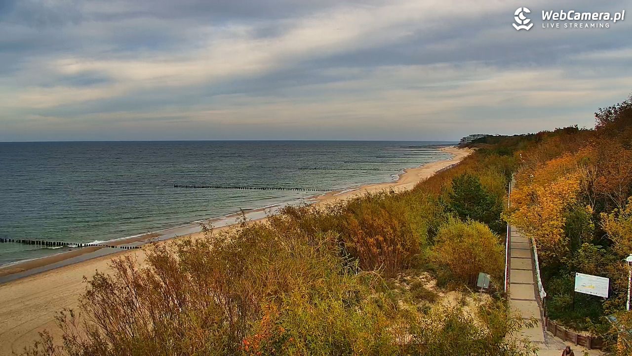 DZIWNÓW  - widok na plażę - 30 wresień 2026, 15:46