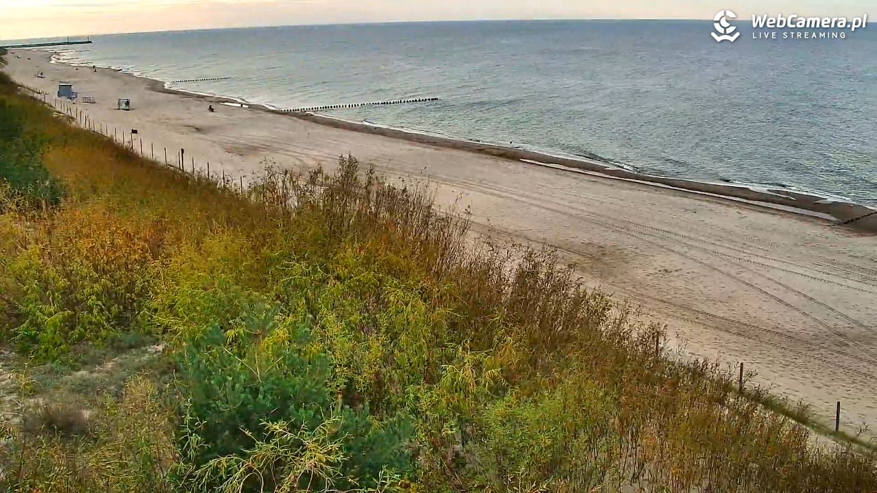DZIWNÓW  - widok na plażę - 30 wresień 2026, 16:51