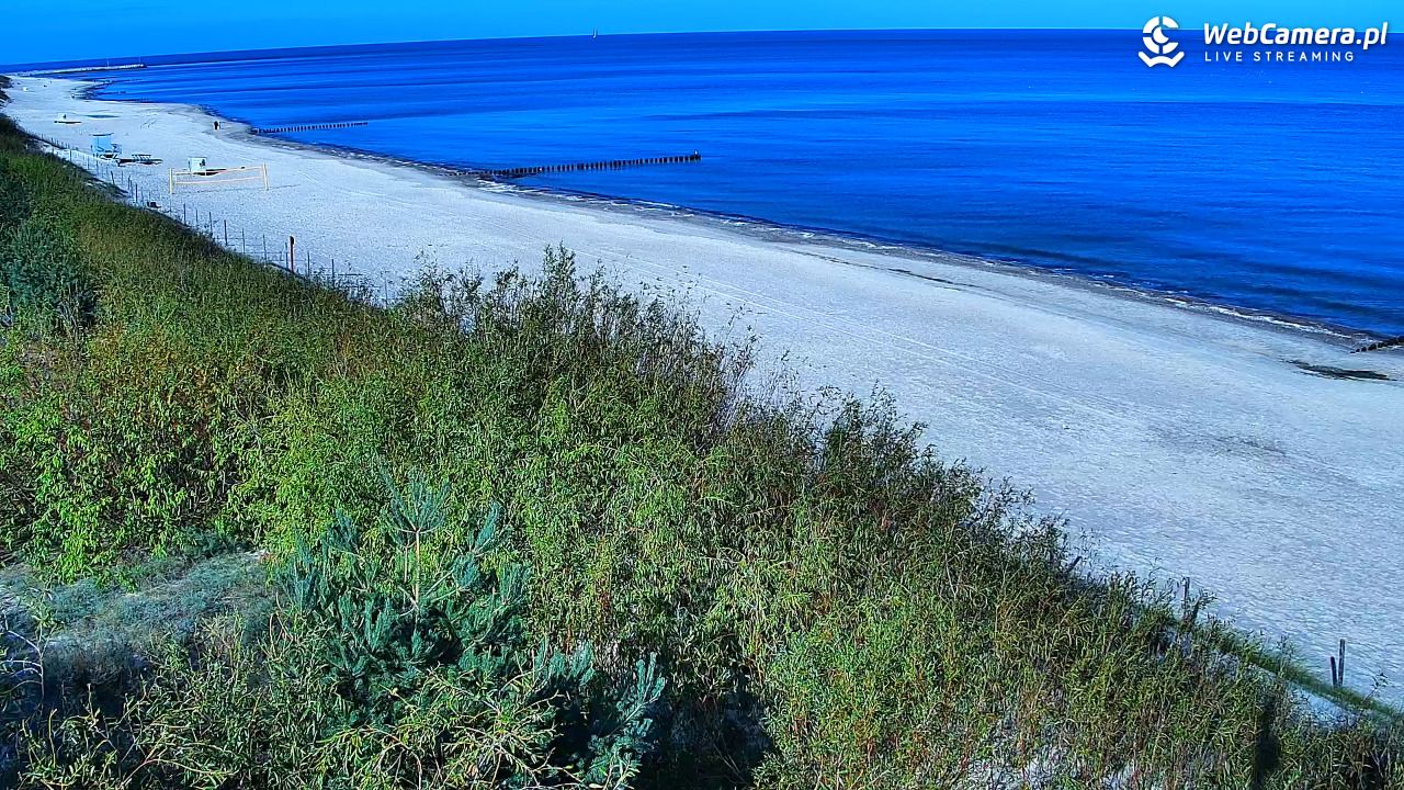 DZIWNÓW  - widok na plażę - 15 wresień 2026, 09:58