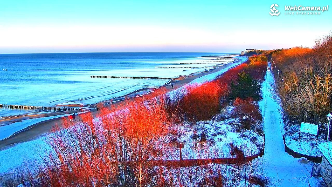 DZIWNÓW  - widok na plażę - 07 styczeń 2026, 13:54