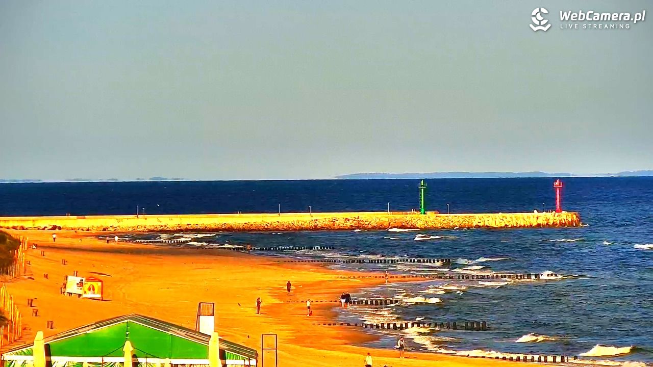 DZIWNÓW  - widok na plażę - 08 sierpień 2026, 07:46
