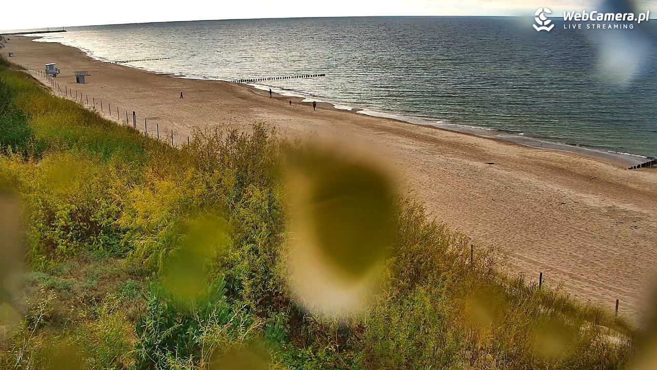 DZIWNÓW  - widok na plażę - 14 wresień 2025, 17:07