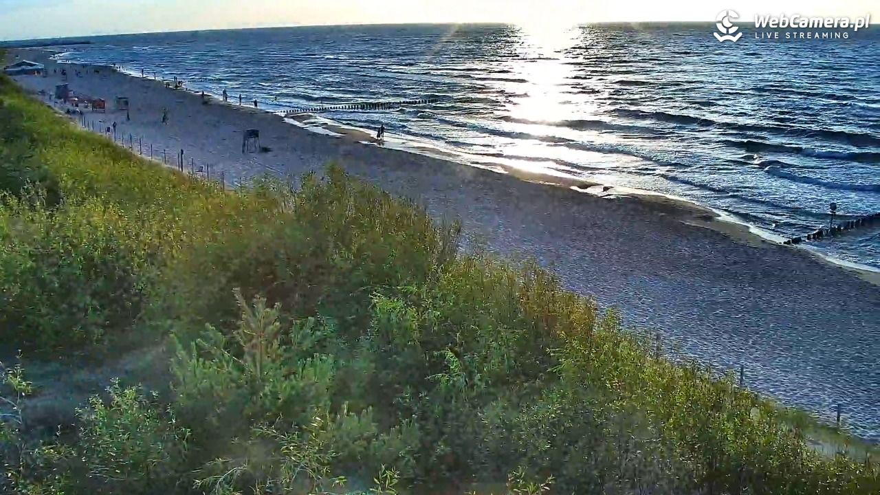 DZIWNÓW  - widok na plażę - 06 sierpień 2026, 20:04