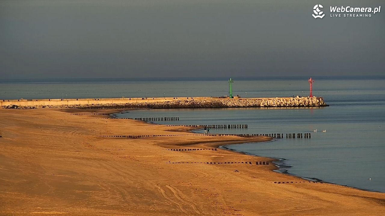 DZIWNÓW  - widok na plażę - 18 kwiecień 2026, 07:35