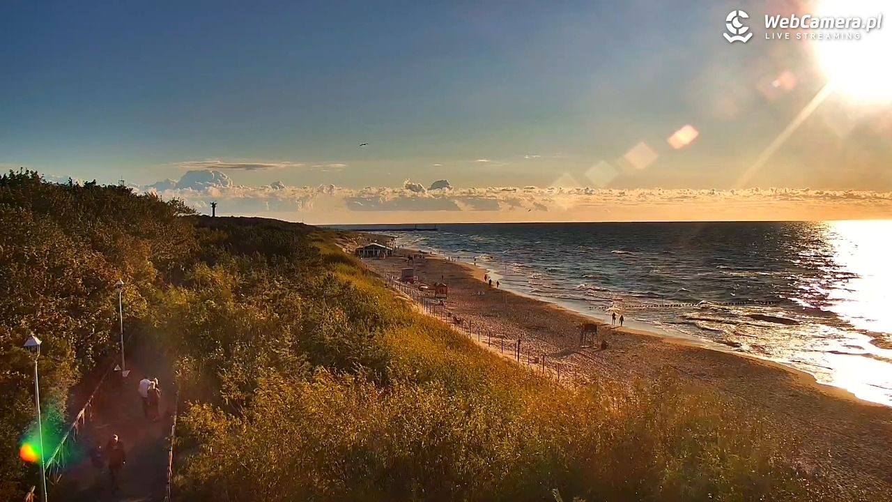 DZIWNÓW  - widok na plażę - 23 lipiec 2026, 19:47
